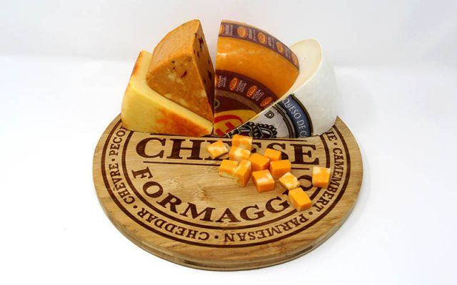 https://www.bensmeats.com/wp-content/uploads/2022/04/cheddar-cheese-product-3-640x400.jpg