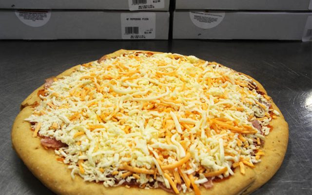 https://www.bensmeats.com/wp-content/uploads/2022/05/gluten-free-pizza-3-640x400.jpg